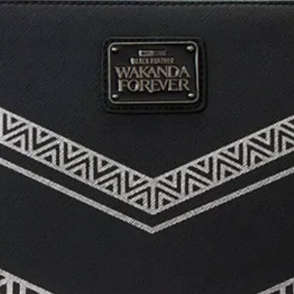 NWT Black Panther Wakanda Forever Loungefly Crossbody Handbag • - Picture 7 of 7